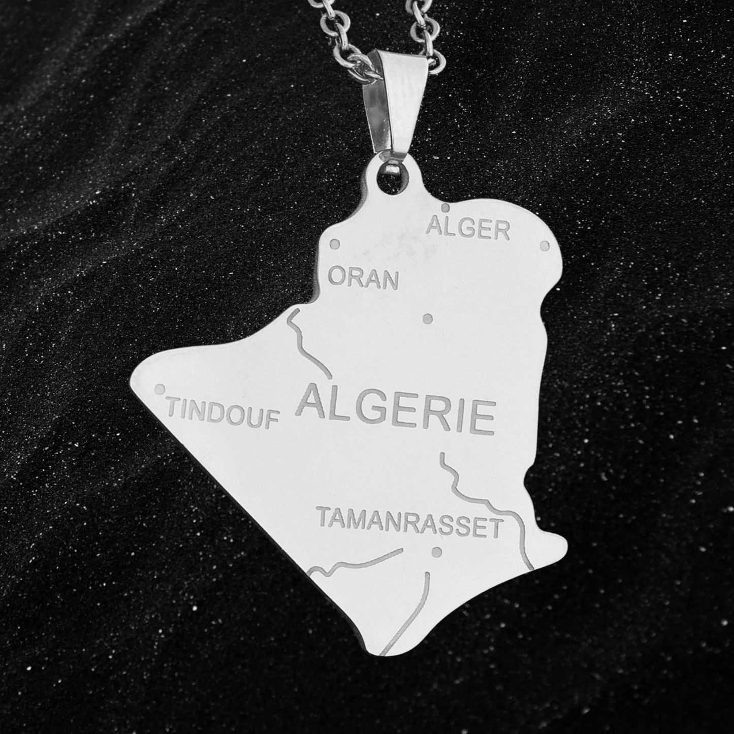 Algeria Map Necklace With City Names in French